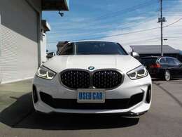 スタイリッシュなフロントデザイン。