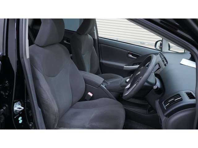 全てが当社で完結します！KURUKENは、トータルカーサポート店です。保険屋さんへのお電話や修理、保険更新や車検、めんどうな手続きまで全ておまかせください。