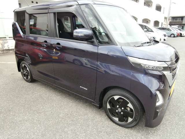 当店展示車両をご覧いただきありがとうございます！あなたにピッタリの中古車探しとカーライフのご提案を致しますので、お気軽にご連絡ください！当社が自信を持ってオススメする1台です！