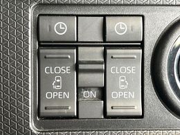 【両側パワースライドドア】スマートキーや運転席のスイッチで後席両側スライドドアの開閉が可能♪電動だから力を入れてドアを開ける必要が無く、小さなお子様でも簡単に開け閉めでき快適です♪