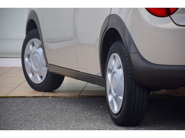 ●輸入車・国産ディーラーだから出来る、高品質な在庫を取り揃えております。車両状態をもっと詳しくしりたいなど御座いましたらお気軽にお電話くださいませ●無料通話【TEL：0078-6002-838529】
