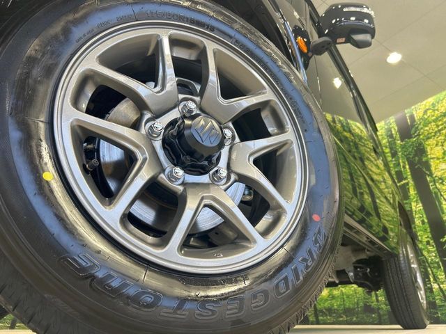 【純正16インチアルミホイール】外観にマッチした純正アルミホイールを装着しております。各種社外アルミホイールや、スタッドレスタイヤも取扱いしております。是非ご相談ください♪