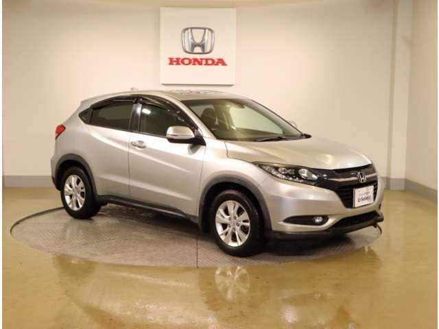 「自動車保険」と「あんしん特典」がひとつになったHondaのお店ならではの保険プランです。お客様のカーライフにより一層の安心をプラスします。