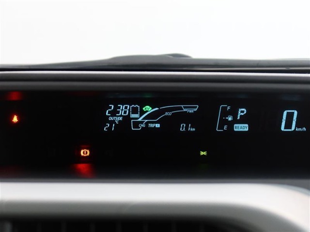 視線移動が少なく疲れにくいメーターです。
