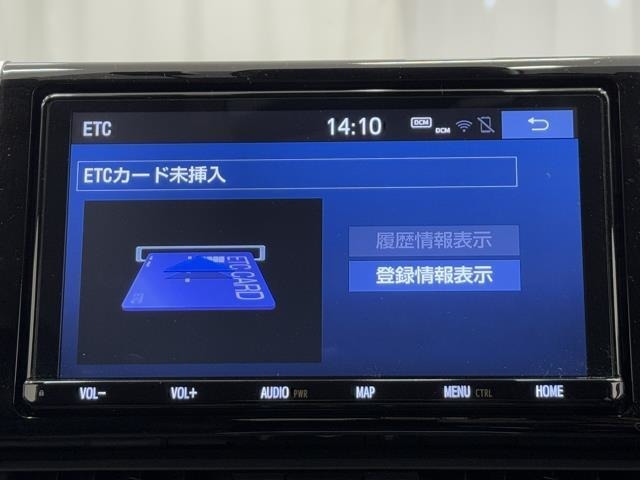 ナビ画面に連動したETCを装備しています。　過去に利用した利用料金も一目で分かって、とっても便利です。　ETCの抜き忘れ、挿し忘れも警告してくれるので安心ですね。