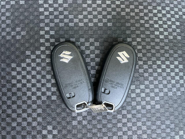 【当社の中古車は、全車修復（歴無）車保証付き！】　修復歴なし全車安心のお車です！当社では、修復歴なしのお車のみ取り扱っておりますので、安心・安全です★