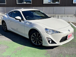 保証も安心！！中古車は4年保証（年式によって異なります）！！色々な保証プランもお客様にお選びいただけます。