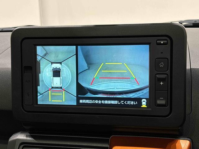 駐車場や狭い路地などでも障害物が確認しやすく、真上からの目線でクルマの周囲が確認できて安心♪