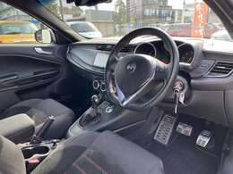 ◇イタリア車らしいお洒落なインテリアです！