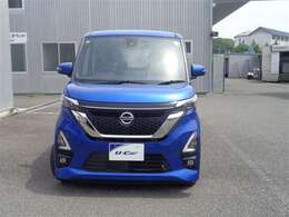 ロングラン保証1年付きです。保証距離は走行距離無制限となっております（プラスでの延長保証もございますがその場合は有料となっております。詳しくはスタッフまでお尋ねください。）