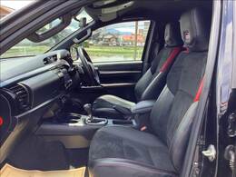★クリーニング★綺麗な状態でお乗り頂くため、当店では車を展示する前や納車前に、内外装のクリーニングを行っています！