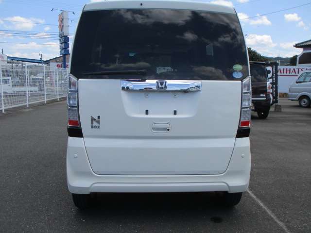 商用車・各種作業車・大型トラック・ダンプ・ユニックお任せ下さい！専門スタッフが全力でサポートします。
