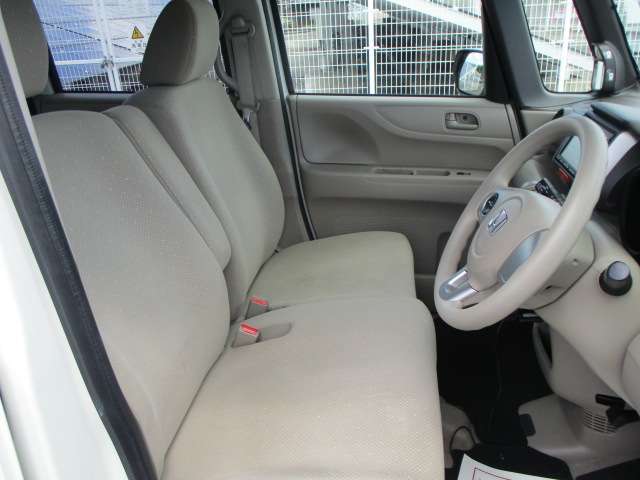 ■車検受け渡しの車両はもちろんですが、車検が残っている車両も車検時と同じ整備内容及びしっかりと納車点検致します。■OIL・OILエレメント・バッテリー等交換納車でアフターも安心です。