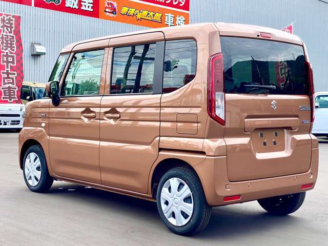 国交省の代わりに車検認定ができる「陸運局指定工場」の資格をもっており、熟練の整備士や国家資格を持った整備士が揃ってます！