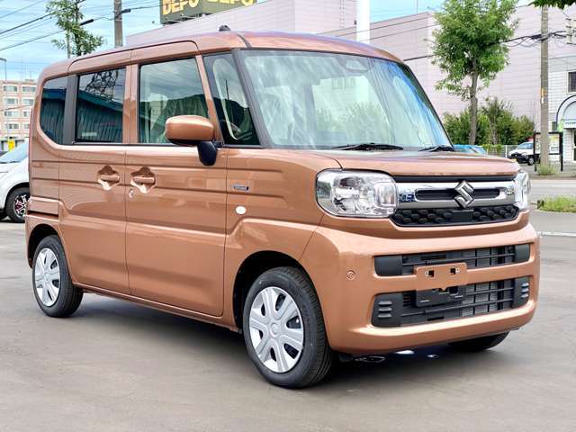 スズキ・ダイハツのサブディーラーとして全国販売優秀の実績！オールメーカーの軽未使用車・中古車はもちろんのこと、コンパクトカー・エコカーなどの普通車も豊富に在庫を取り揃えています！