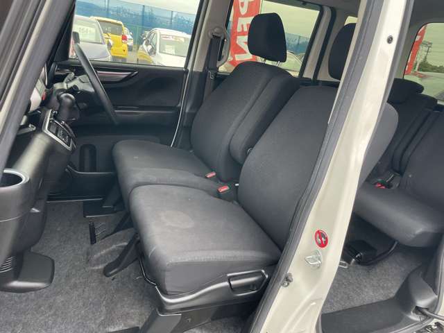 ☆チャンスの魅力9☆　なんと！！カーライフサポート保証にご加入頂くと、エンジンオイル交換10回分の無料チケット付いてます！！お客様から大変好評頂いています！！※オイルエレメントは別途有料