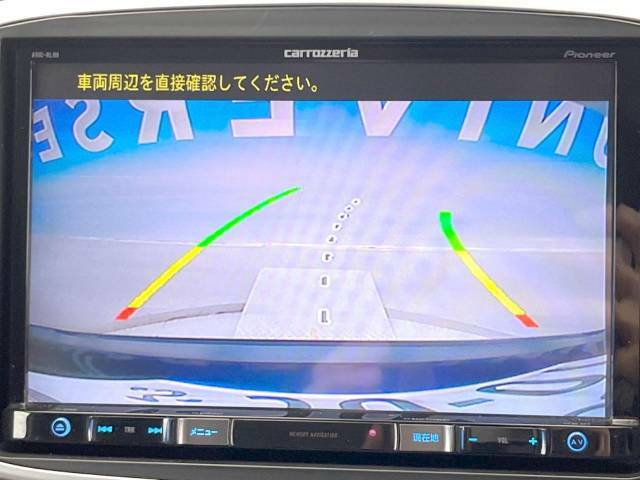 ●バックカメラ：便利な【バックカメラ】で安全確認もできます。駐車が苦手な方にもオススメな便利機能です。