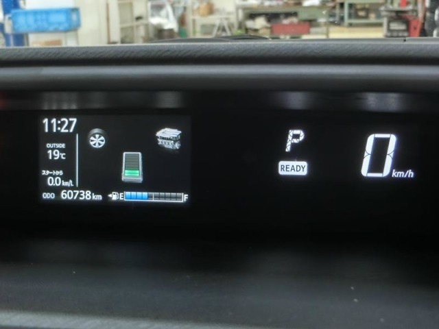 明るく見易いメーターです。