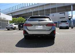 ご購入後の保証【1年または2年】は全国のBMW正規ディーラーにてご対応できます。遠方の方や県外へお引越しされた場合でも安心してご利用いただけます。