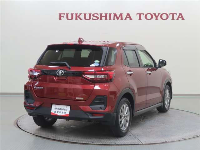 【まるごとクリーニング】シートを取り外して車内を徹底洗浄！隅々まで美しく仕上げます！
