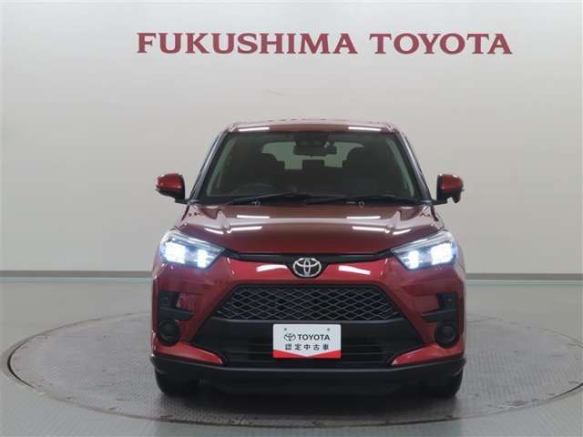 すべてのグレードでヘッドランプにLEDを使用！明るい光で夜道の運転をサポートします！
