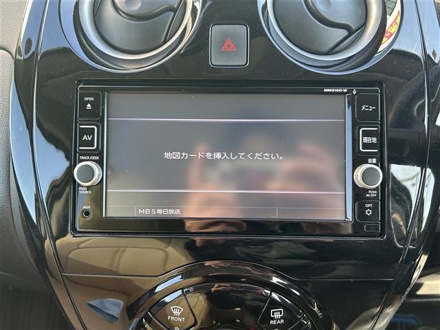 ◆純正ナビ【音楽プレイヤー接続可能。バラエティー性に富んだ装備なので道案内だでなくドライブを楽しくさせてくれます】