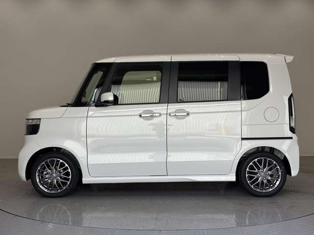 ■鈑金修理■☆キズ、へこみ等の修理もサコダ車輌にお任せください☆代車、レンタカーも豊富に揃えております☆お困りの際はぜひ一度ご相談下さい☆