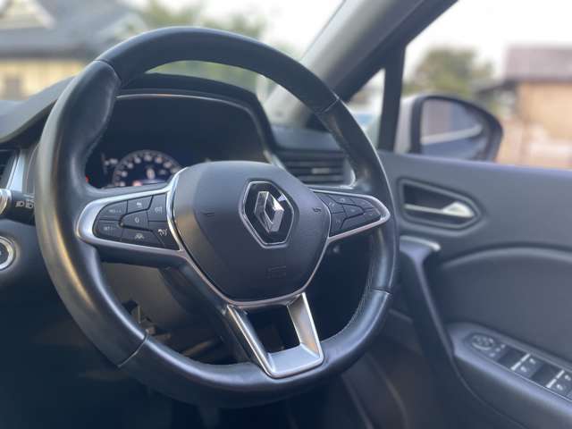 LIBERALAでは【BMW・Audi・M.BENZ】のドイツ御三家を中心とした様々な輸入車の試乗が可能です。各メーカーの違いを五感で較べてください。新しい驚きと発見をお届け致します。