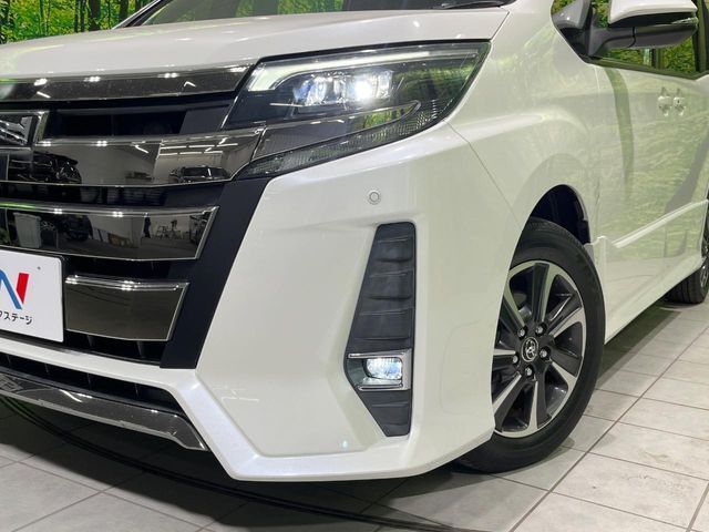 【LEDヘッドライト】悪天候や夜間走行時も良好な視界を確保し安心して運転できる高輝度LEDヘッドライトを装備！点灯速度が早く、消費電力も抑えられています。
