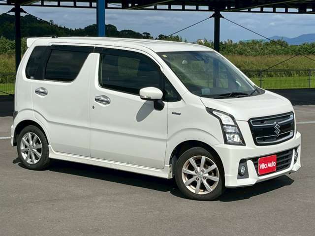 当店はご予約優先となります。特に週末お客様のご来店が多く店内が非常に混み合っており突然のご来店になりますと充分なご対応が出来ない場合がございます。事前にお電話または公式LINEにてご予約下さい！