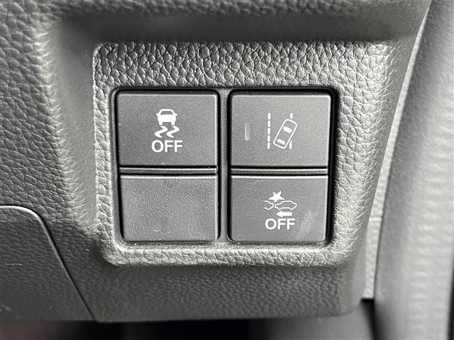 【運転席操作部】快適なドライブを楽しむための機能が装備されています！運転席から触れるので、使いやすいです！除菌プランいれていただくと、さらに清潔で安心していただけます！