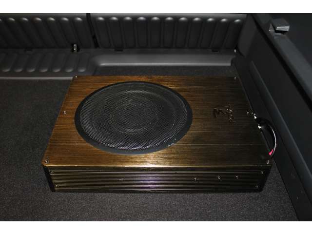 「S MT」に特別装備となるFOCAL製ハイクオリティサウンドシステム「FOCAL Music Premium」装備★