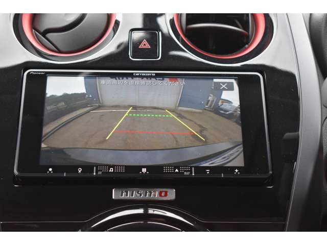 バックカメラが装備されていますので車庫入れ等、安心して運転できます。