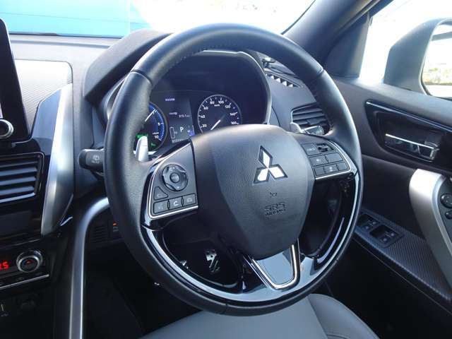 ◆テレスコ革巻ステアリング（ヒーター）