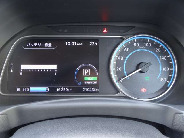 視認性の良いメーター類です☆