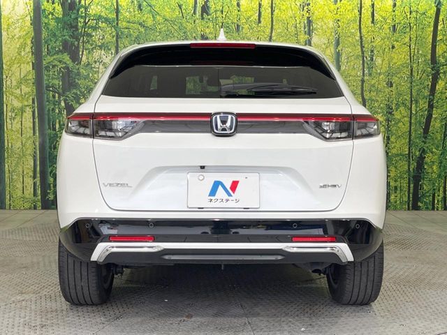 安心の最長10年・走行無制限保証（有償）をご用意。保証内容も充実はもちろん、無料点検＆オイル交換や、年中無休の全国・24時間ロードサービスも付帯されておりますのでご安心下さい。