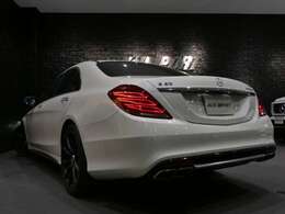 Sクラス専用エクステリアを身に纏いより一層美しさを際立たせた専門店ならではの1台！！