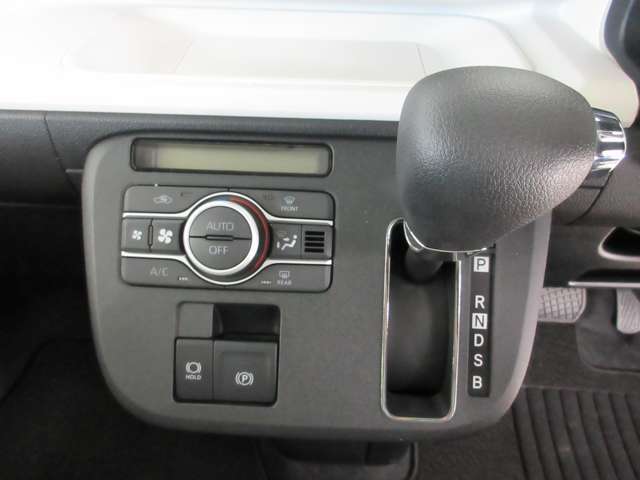 オートエアコン　電動パーキング　ブレーキオート　ブレーキホールド機能