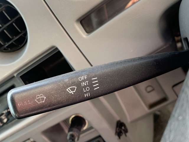 普通登録車☆切り替え式4WD☆ICターボ☆シートワン革調張り替え☆ジオランダーATタイヤ☆社外マフラー☆JIMUKENスポーツコイル☆2インチリフトアップ☆ETC☆背面タイヤ☆A/C☆P/W☆試乗OK