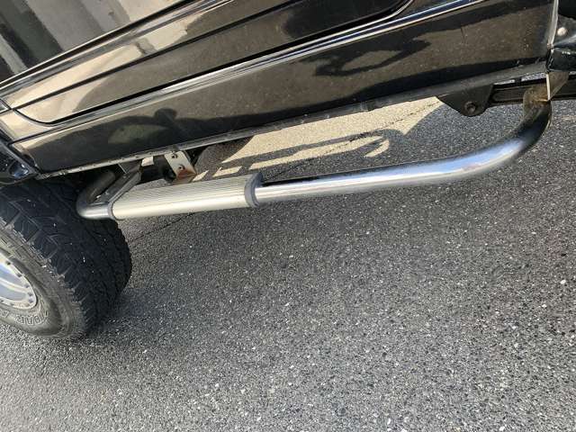 普通登録車☆切り替え式4WD☆ICターボ☆シートワン革調張り替え☆ジオランダーATタイヤ☆社外マフラー☆JIMUKENスポーツコイル☆2インチリフトアップ☆ETC☆背面タイヤ☆A/C☆P/W☆試乗OK
