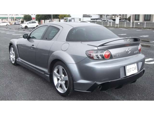 RX-8専門店！安心のの全車、圧縮測定済です。エイトの事なら結構得意です。何でも相談してください。よろしくお願いします。