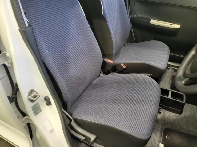 「この車の写真をもっと見たい」「状態が気になる」「この装備はついている？」どんな小さな疑問でもお気軽にお問い合わせください！