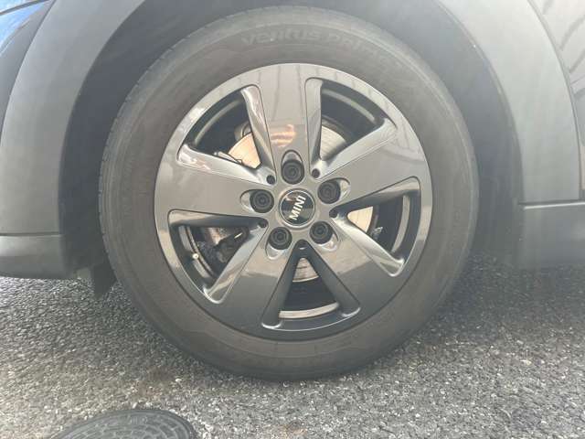 純正16インチホイール