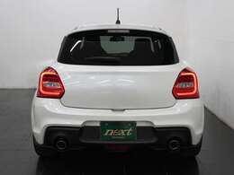 6MT　フルセグナビ　Bluetooth　ETC　ADVANレーシング17AW　HKSマフラー　HKS車高調　GReddyスマートフェンダー　LEDヘッドライト　オートライト　クルコン　衝突被害軽減ブレーキ　レーンアシスト