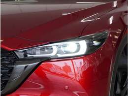 【LEDヘッドライト】省電力で長寿命の明るく運転しやすいLEDヘッドランプです。明るく照らすので暗い夜道からお客様を守ってくれます。お近くの広島マツダまでお越しください。