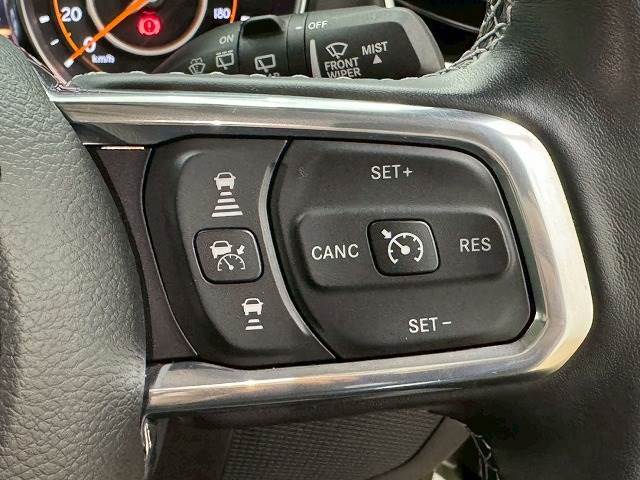 【レーダークルーズコントロール】装備で高速道路の運転も楽々です！