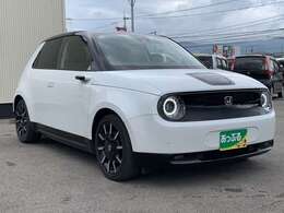 お車の車検・オイル交換・修理・鈑金塗装・ガラス修理・デントリペア・ボディコーティングなども幅広く対応しております。その際は無料で代車を貸し出し致します。車の事は何でもお任せください！