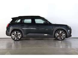 弊社2店舗（勝どき、TOKYOBAY）は共通在庫の為、MINI勝どきでご覧頂けます。BMW東京MINI NEXT勝どき03-5560-3711までお気軽にお問い合わせください。