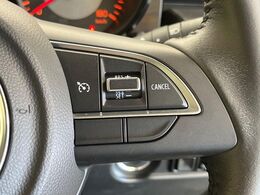 【クルーズコントロール】設定した速度を維持して走行する機能。主に高速道路で役立つ装備です。
