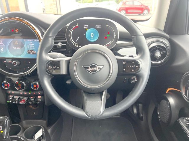 ●ハンドル部のスレも少なく、きれいな状態を維持しております。各スイッチ部の動作も確認済みです。